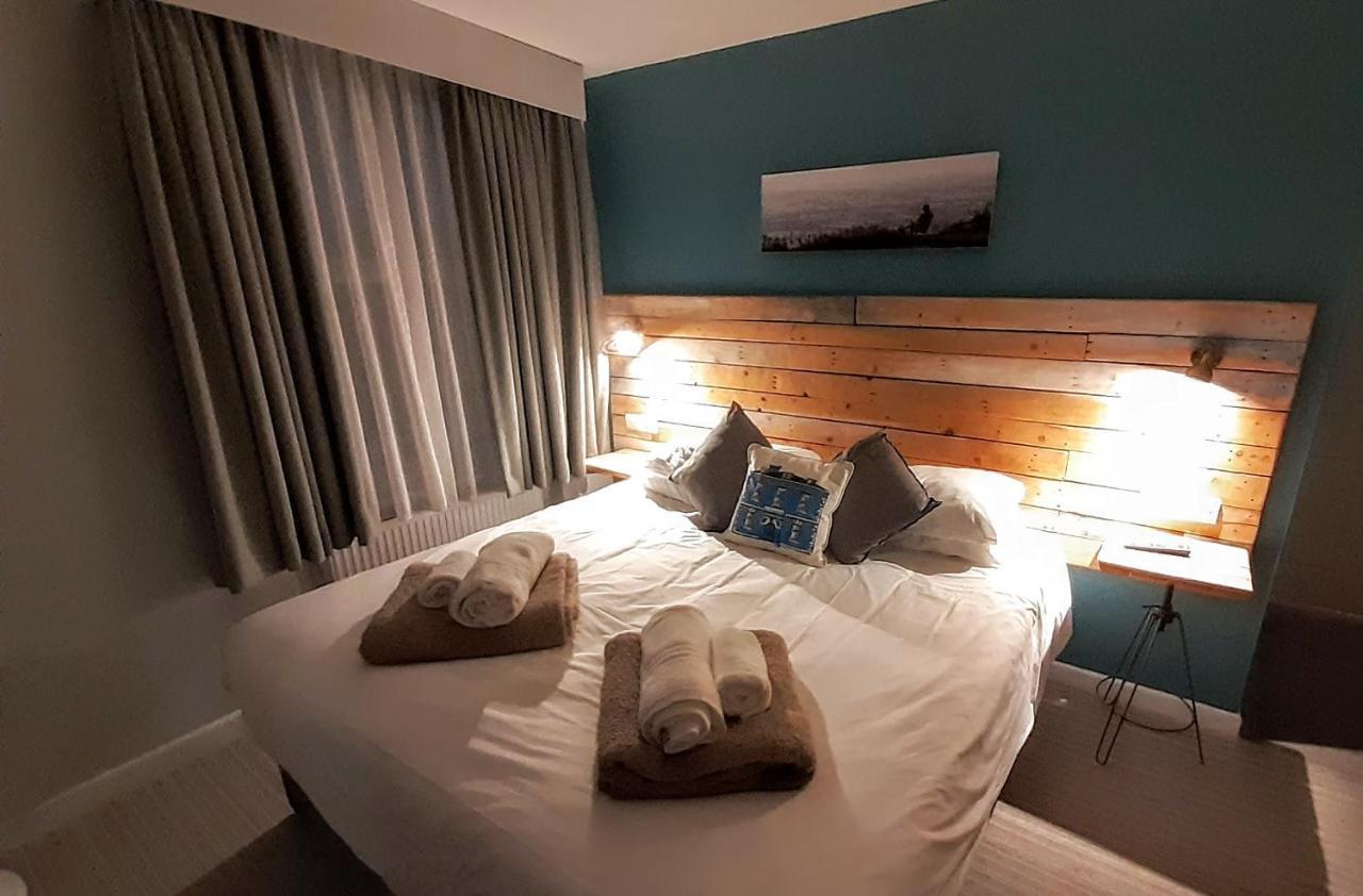 Cotswold Aparthotel Страуд Экстерьер фото